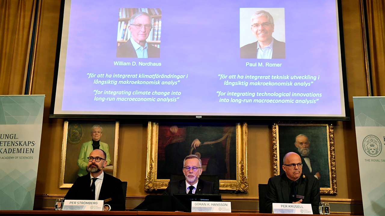 Photo of laureates of the Nobel Prize in Economics