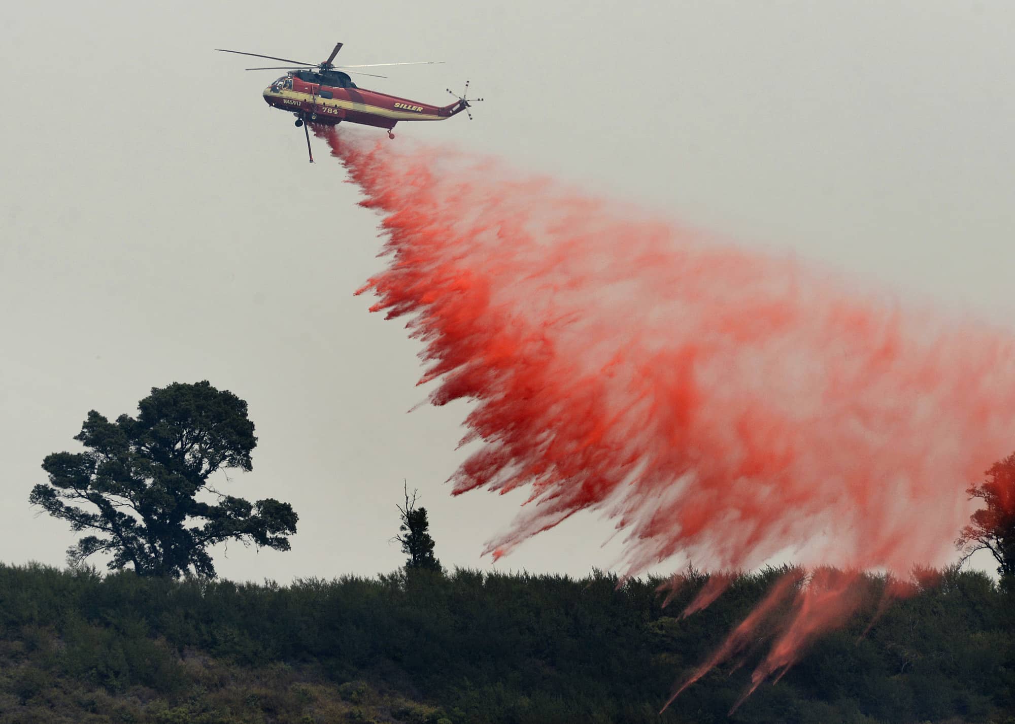 Photo of a fire attack helicopter