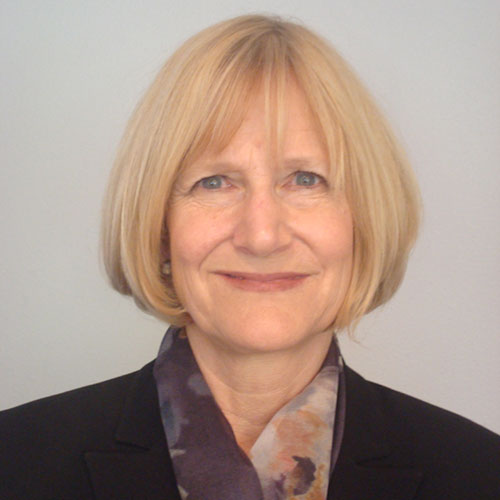 Photo of Alison Weir