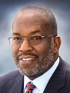 Portrait of Kaiser Permanente CEO Bernard Tyson