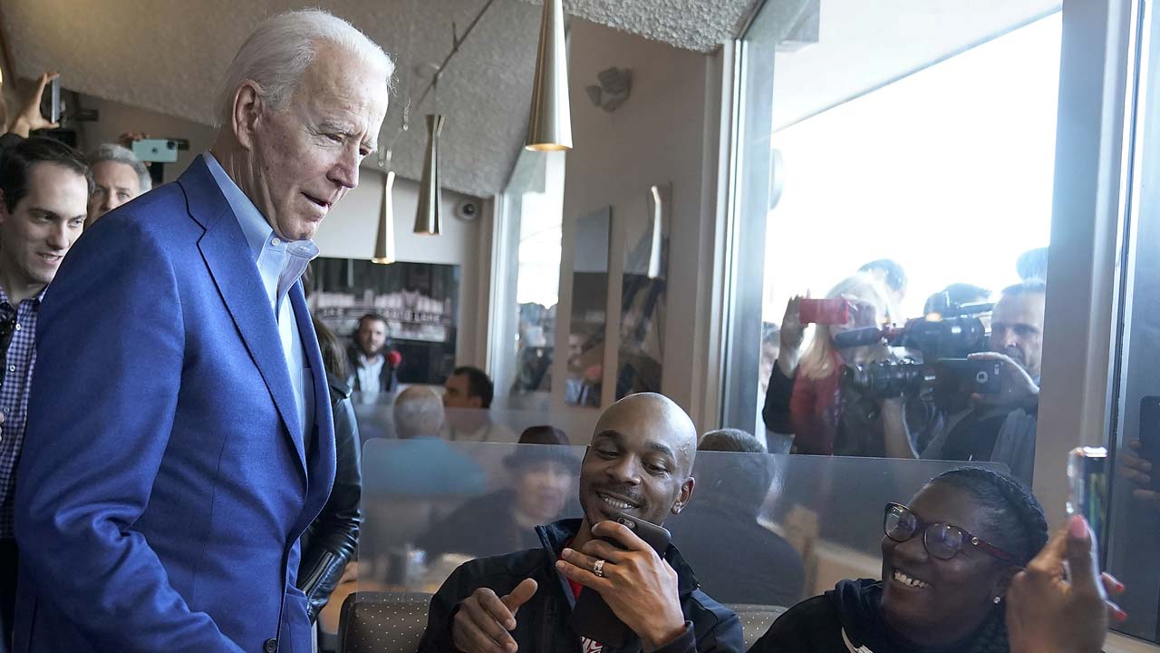 Photo of Joe Biden in Oakland