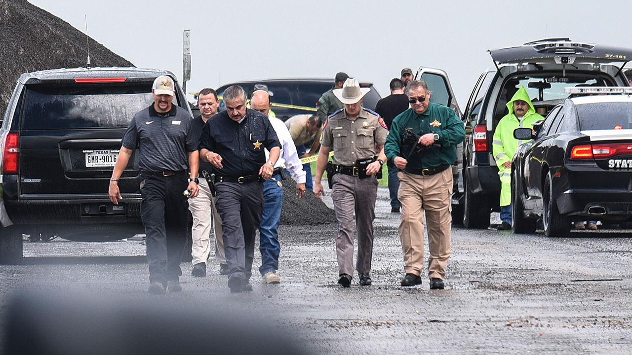 Photo of law enforcement officers near Interstate 35 in Laredo, TX