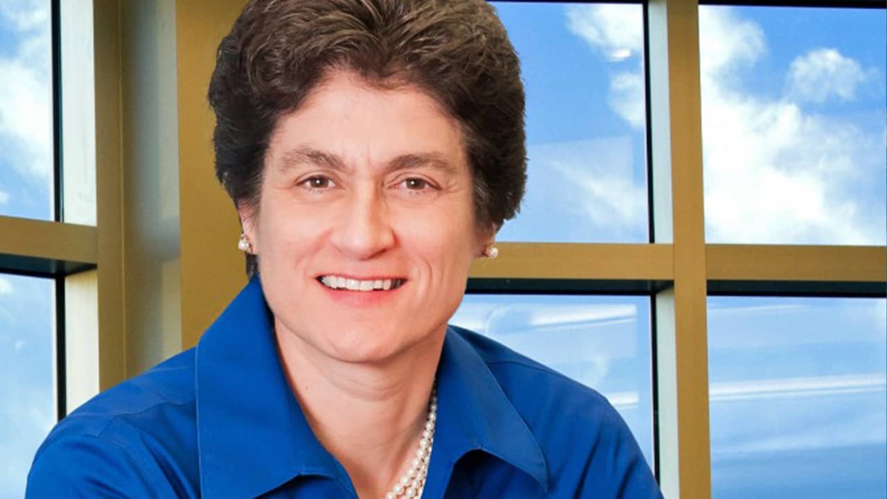 Photo of Elaine Howle