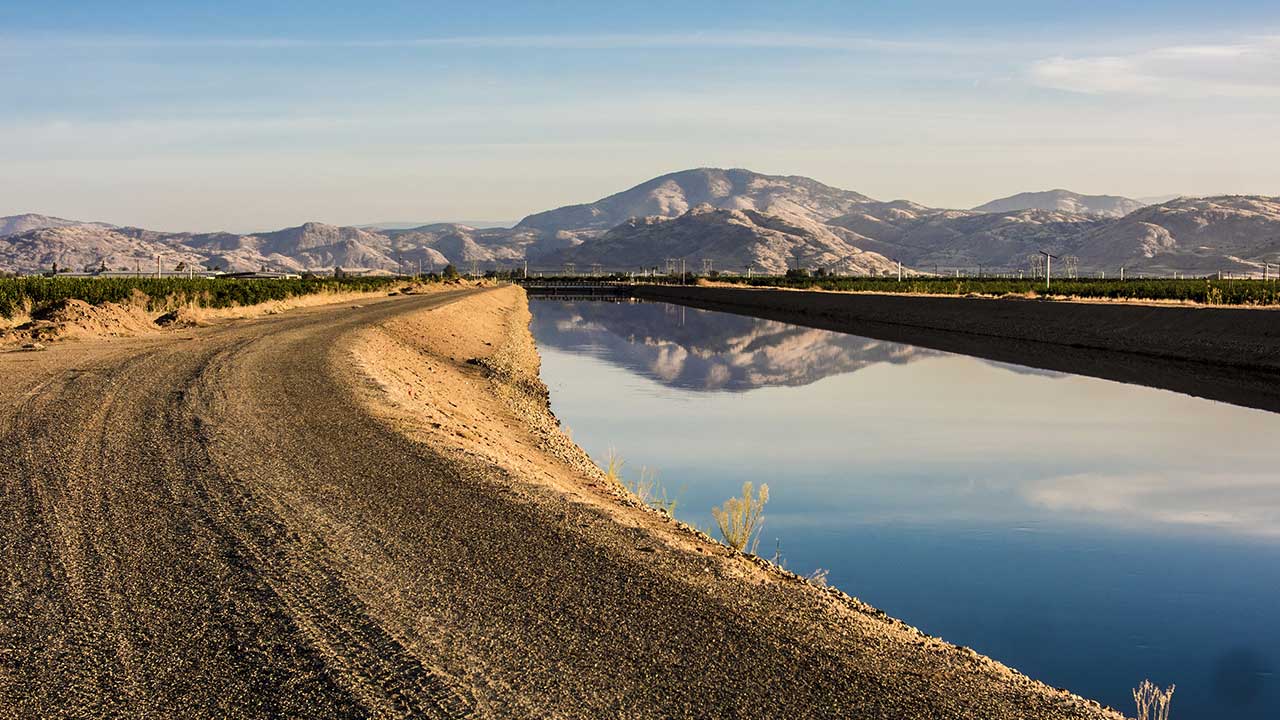 Image of the Friant-Kern Canal