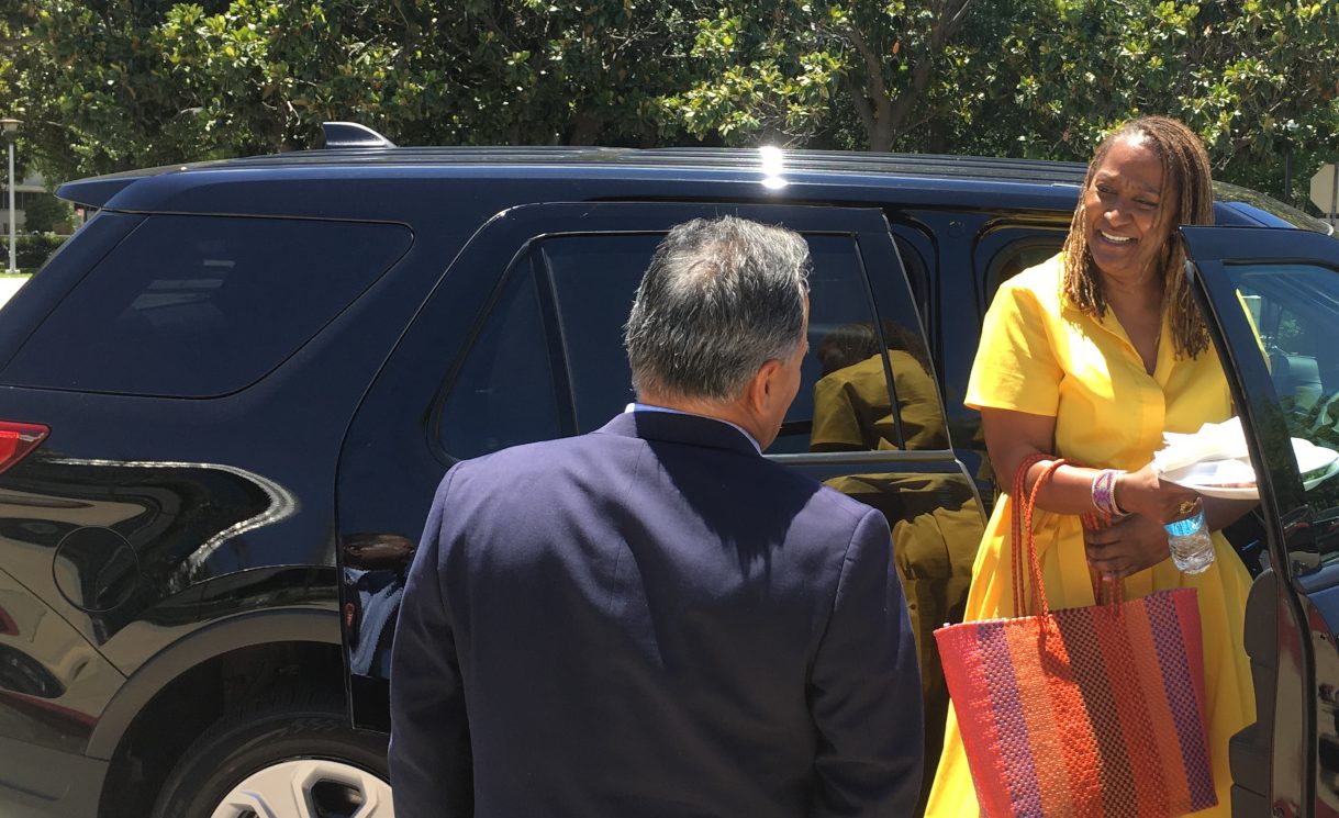 Holly Mitchell, Larry Salinas