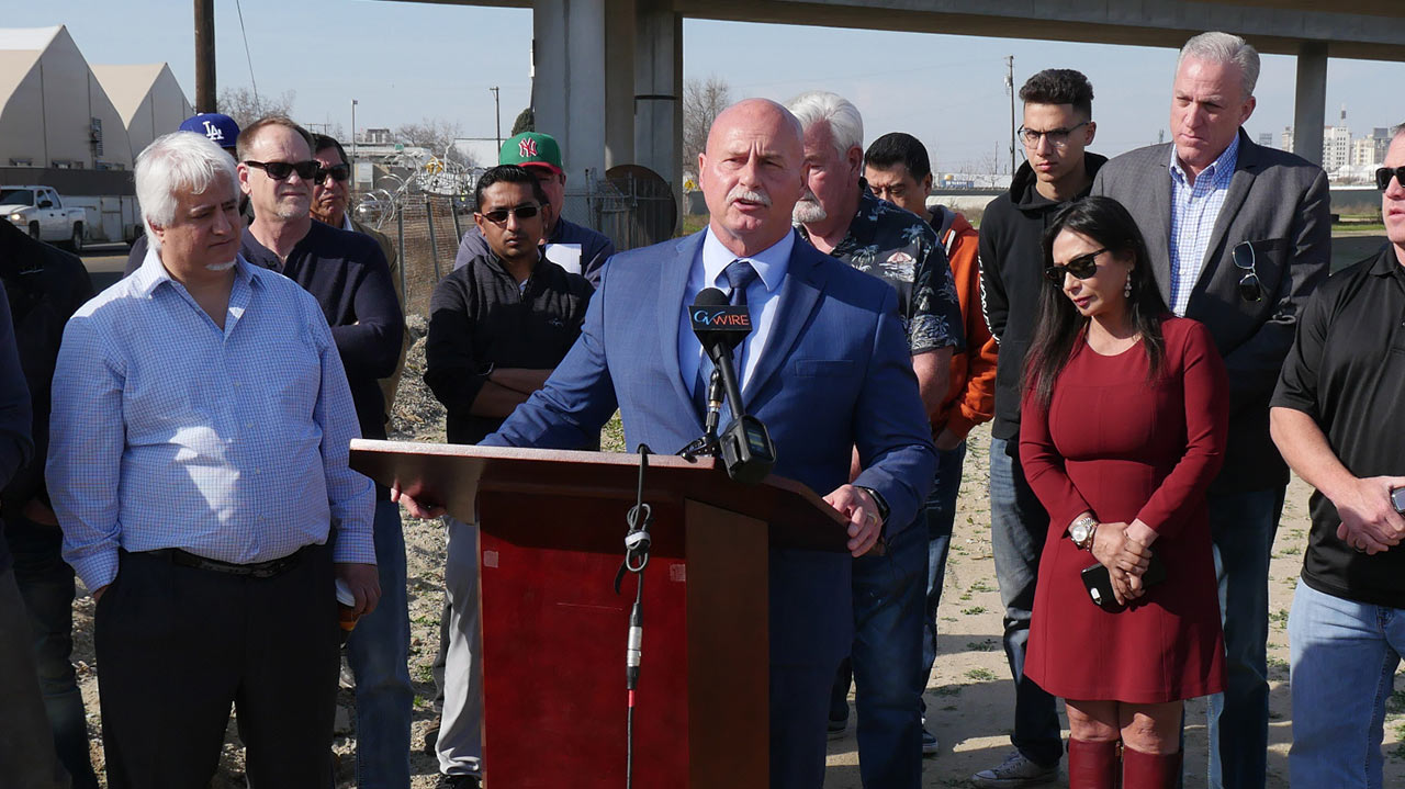 Photo of Mayoral candidate Jerry Dyer speaking