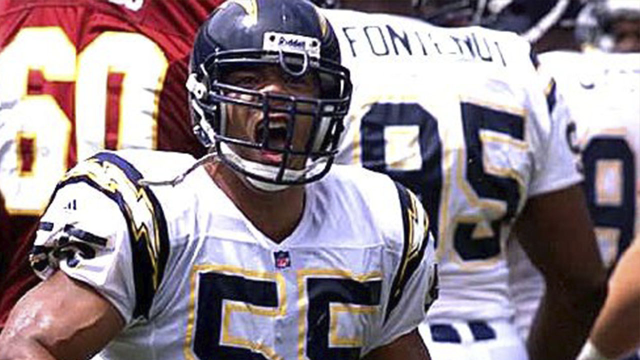 Photo of linebacker Junior Seau
