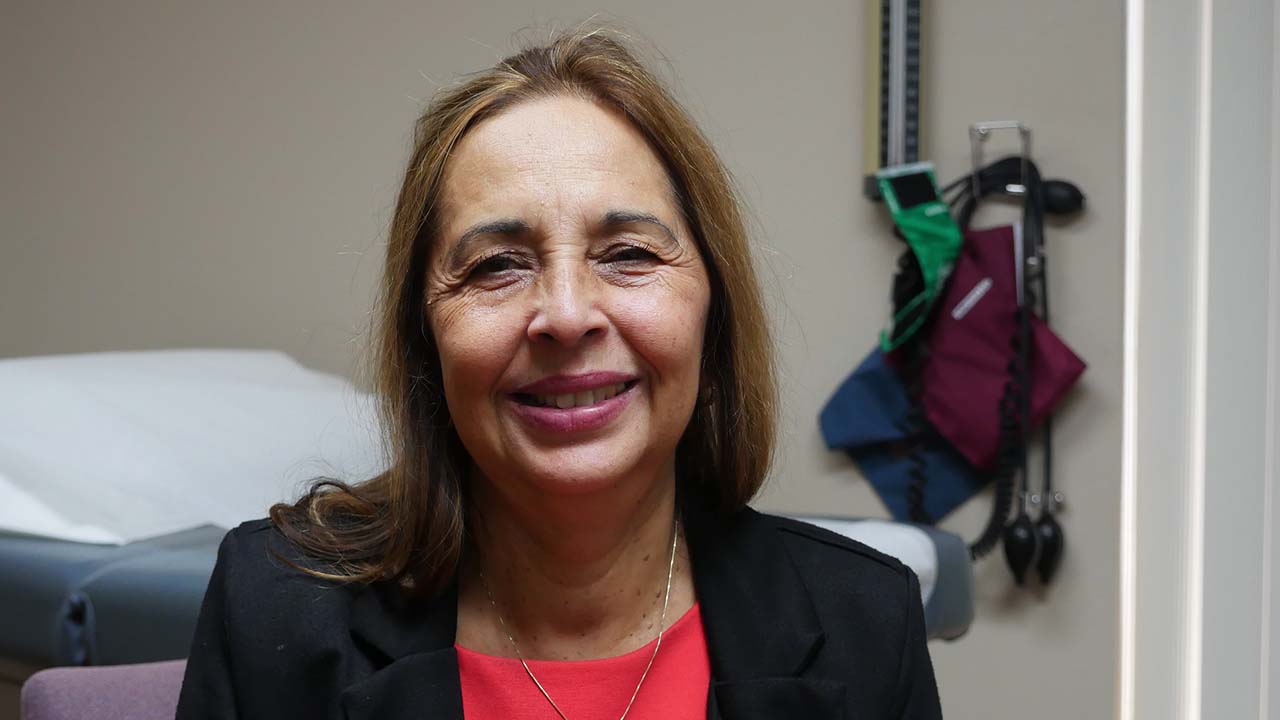 Photo of Dr. Katherine Flores