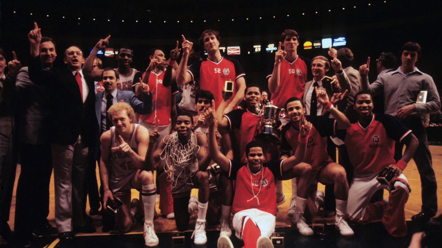 Team picture of 1983 Fresno State men's basketball team after winning the NIT title.3