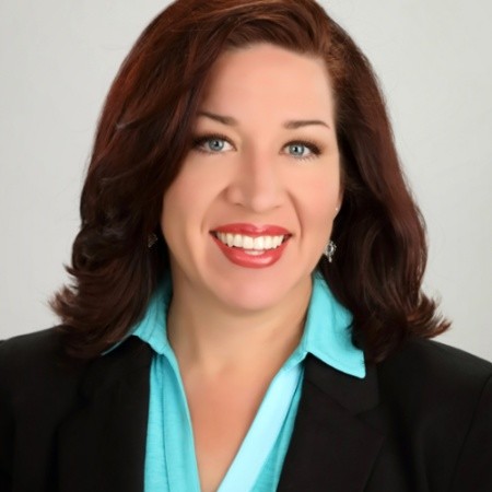 Nicole Zieba Portrait