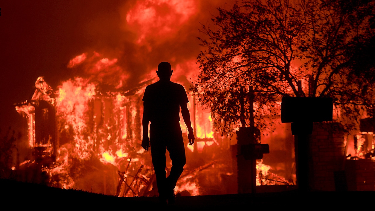 Photo of structures burning in Fountaingrove, CA in 2017