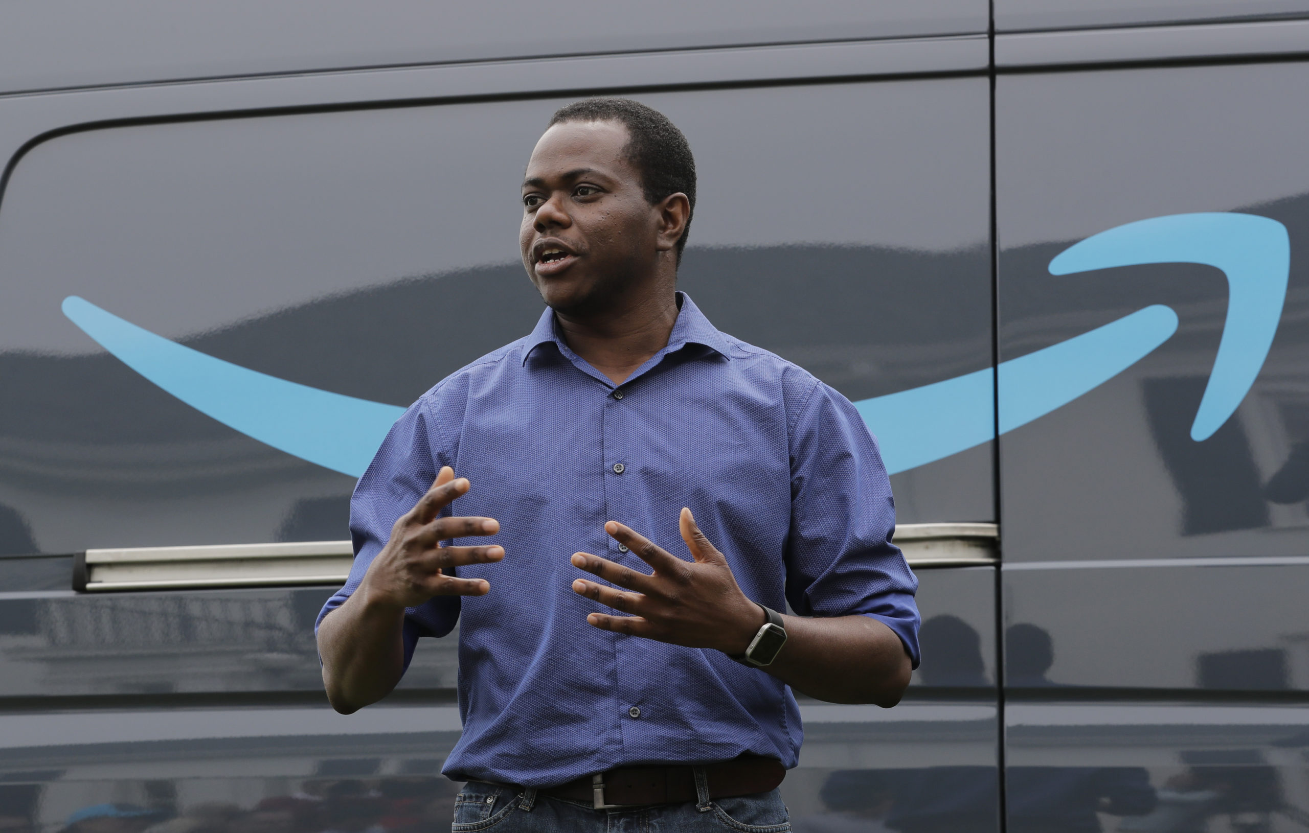 Photo of a participant contractor in Amazon's new delivery program.