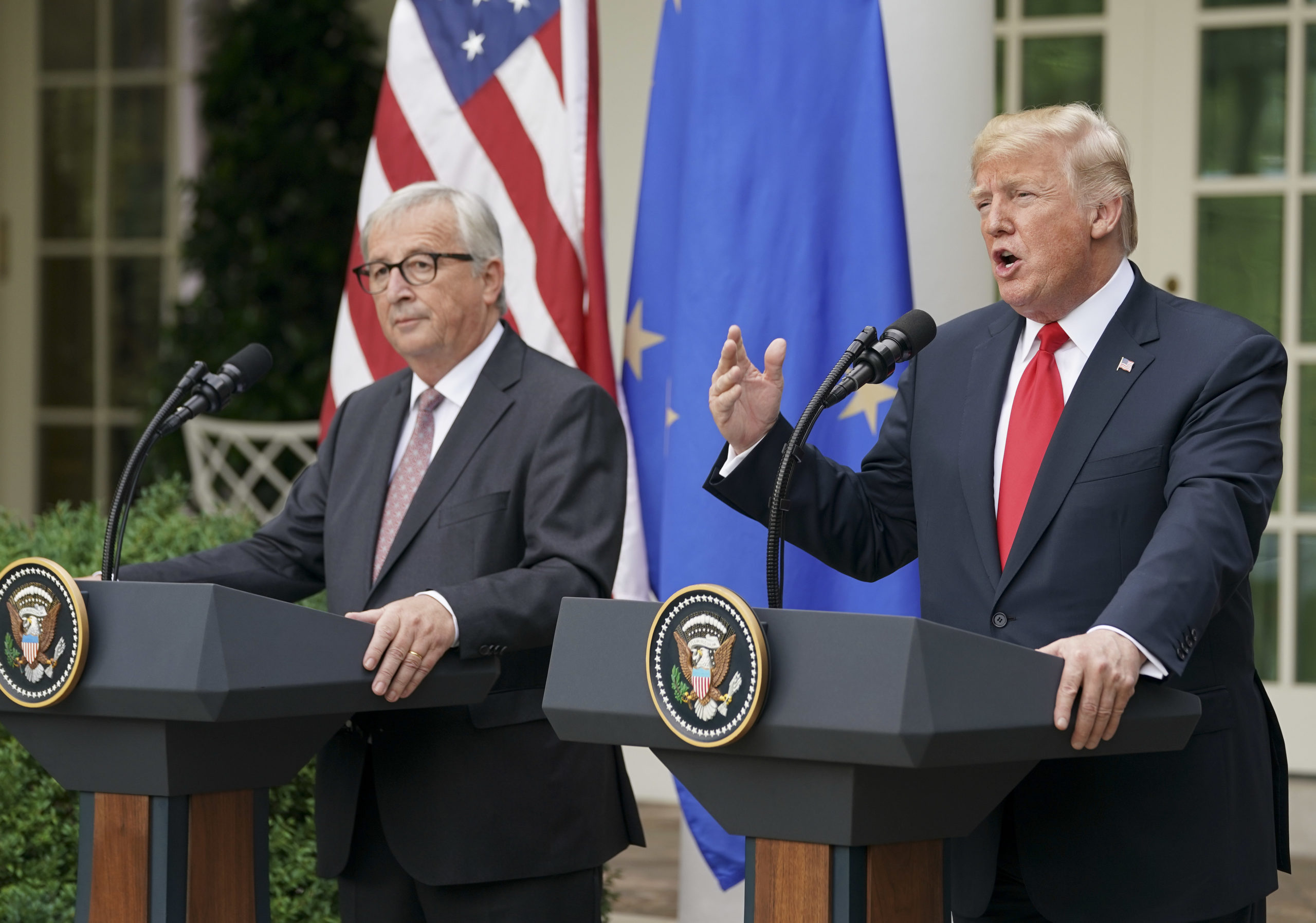 Photo of President Trump and European Commission President Jean-Claude Juncker