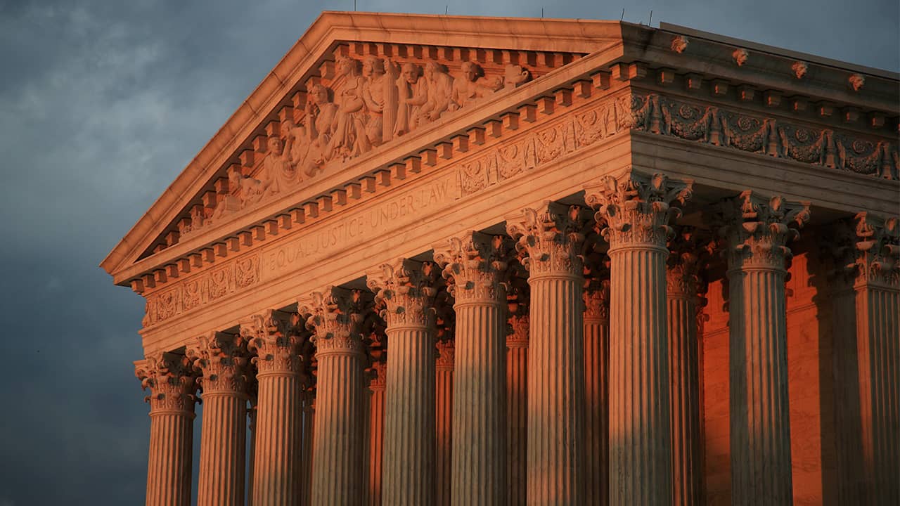 Photo of US Supreme Court at sunset