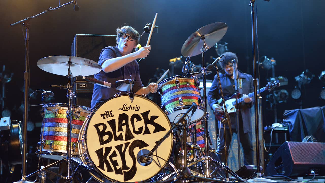 Photo of The Black Keys performing