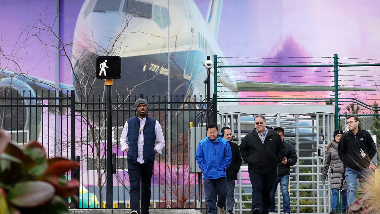 Photo of Boeing workers exiting the plant
