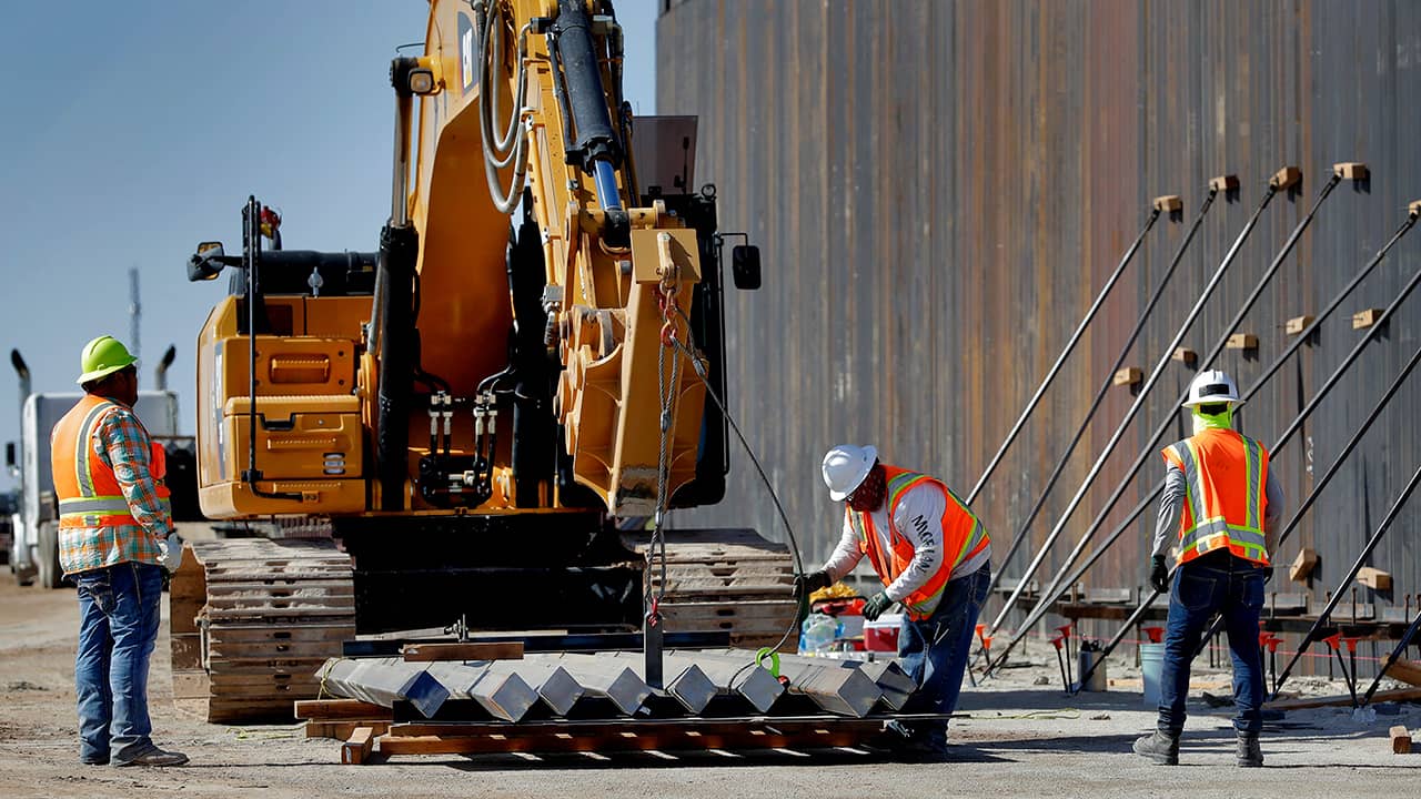 Photo of border wall construction in Yuma