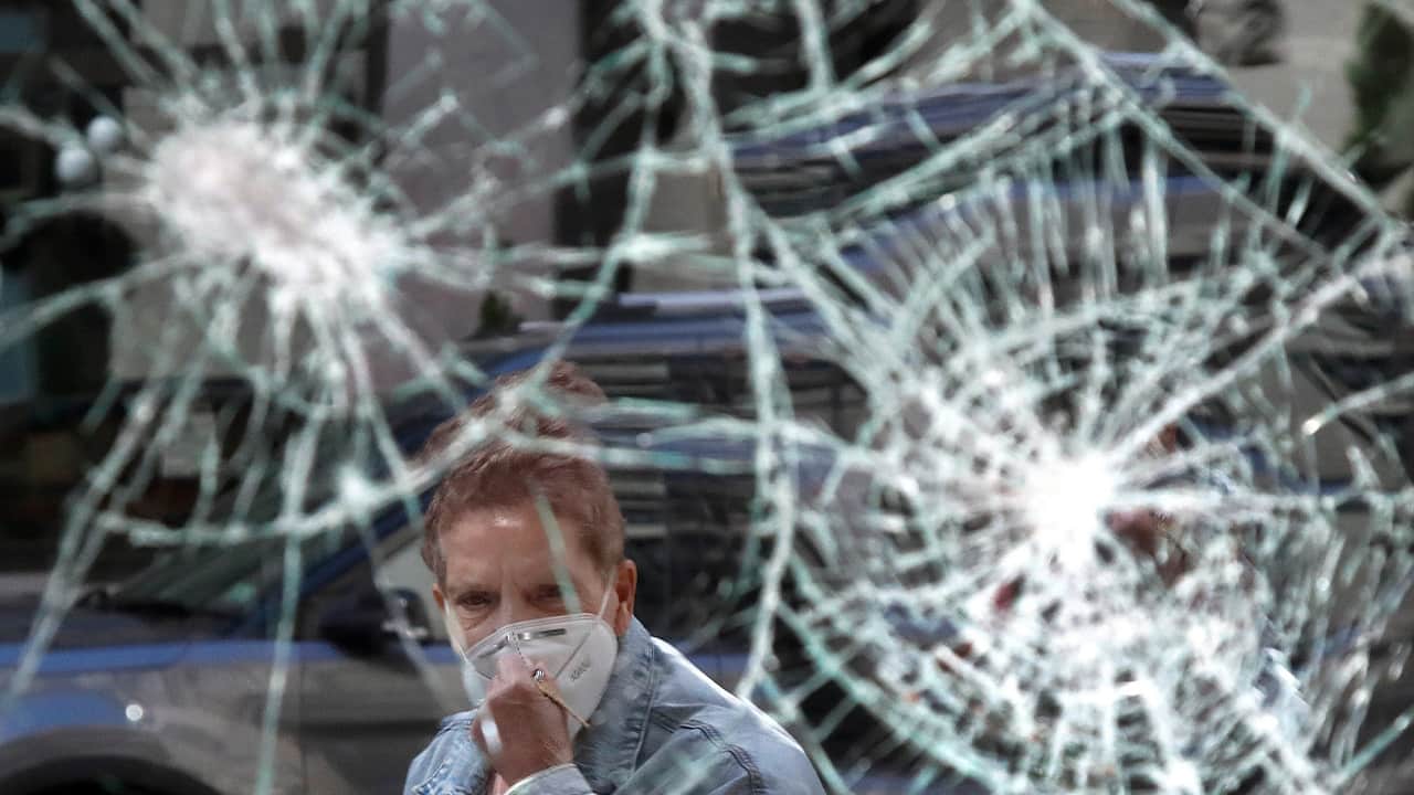 Photo of a broken window 