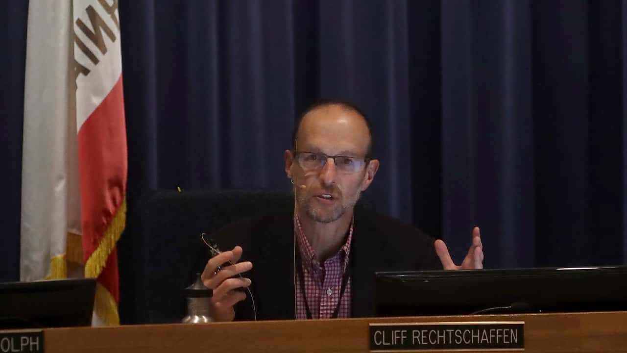 Photo of California Public Utilities Commissioner Cliff Rechtschaffen