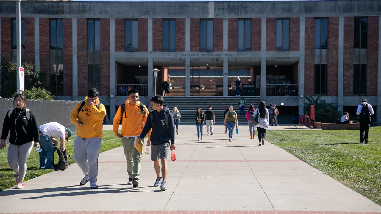 Photo of college students on campus at CSU East Bay