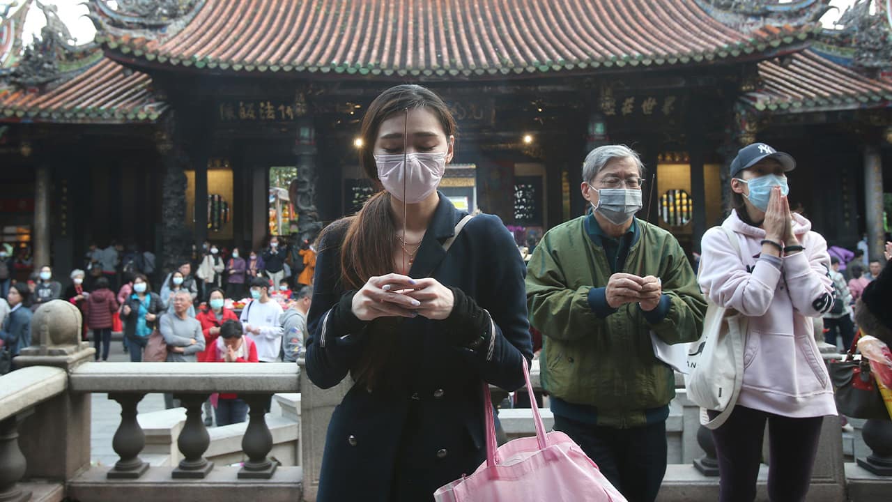 Photo of people wearing face masks in Taiwan