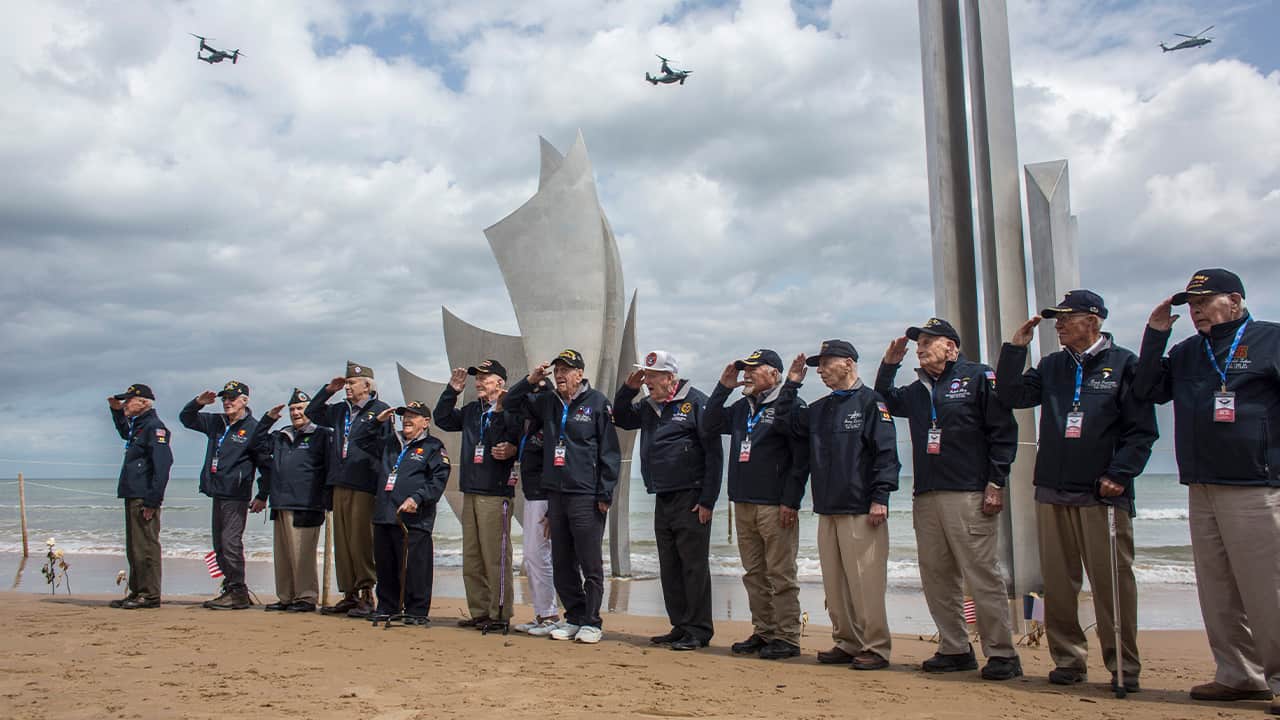 Photo of WWII veterans 