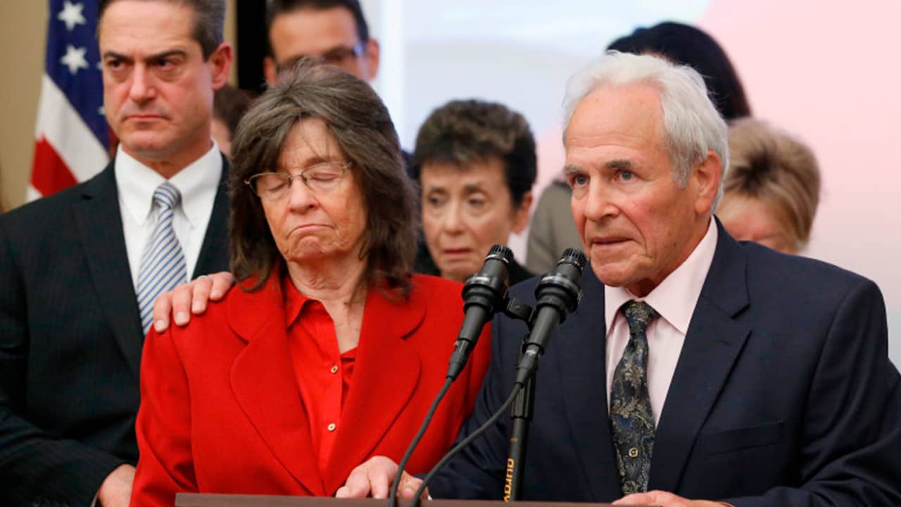 Photo of Steve Herr and his wife, Raquel