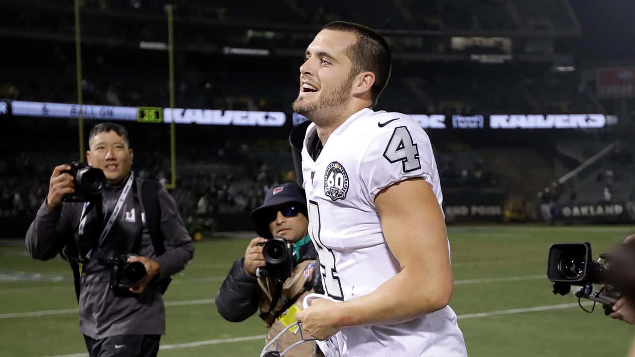 Photo of Derek Carr 
