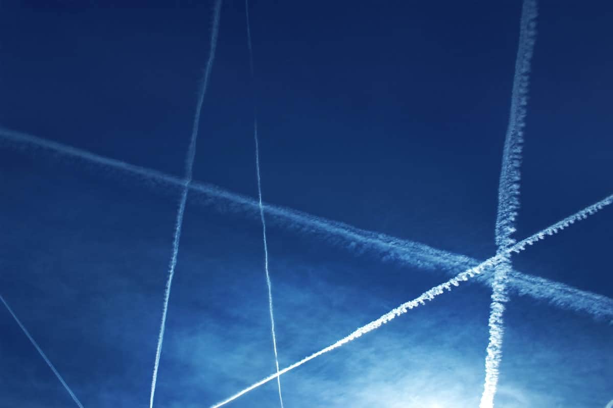 Photo of chem trails 