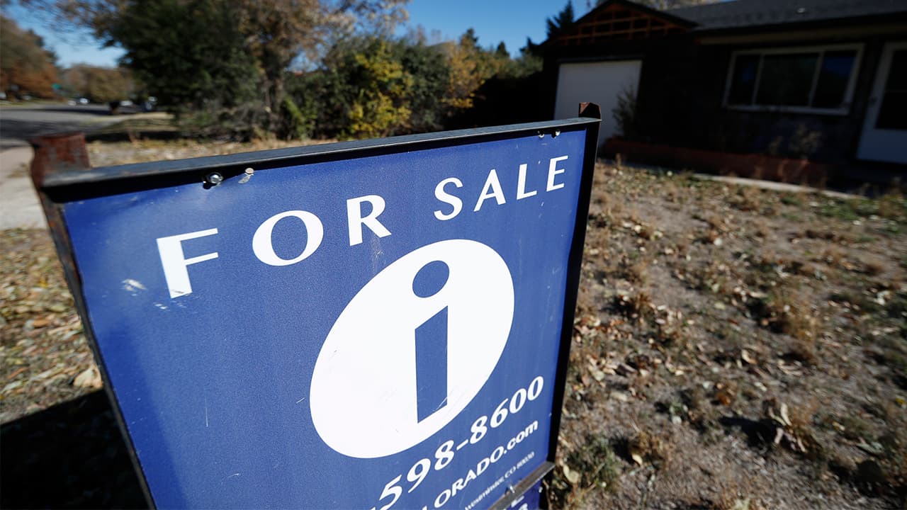 Photo of a for sale sign