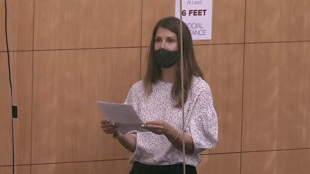 Image of Susan Gladding testifying to a California Senate committee