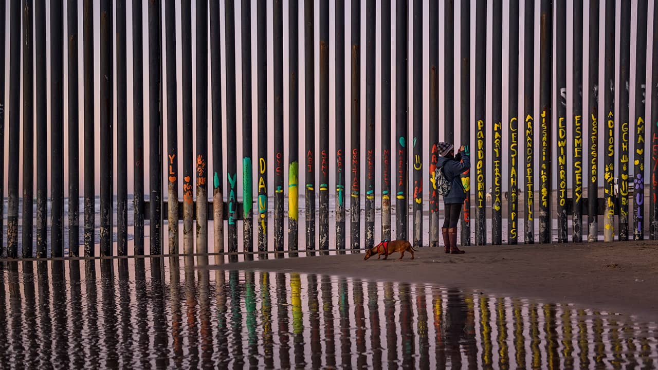 Photo of the border fence