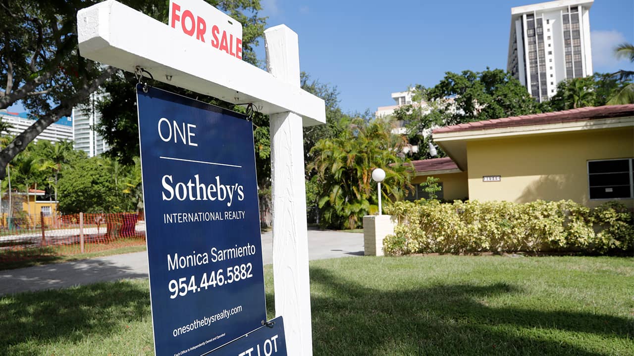 Photo of a home for sale sign