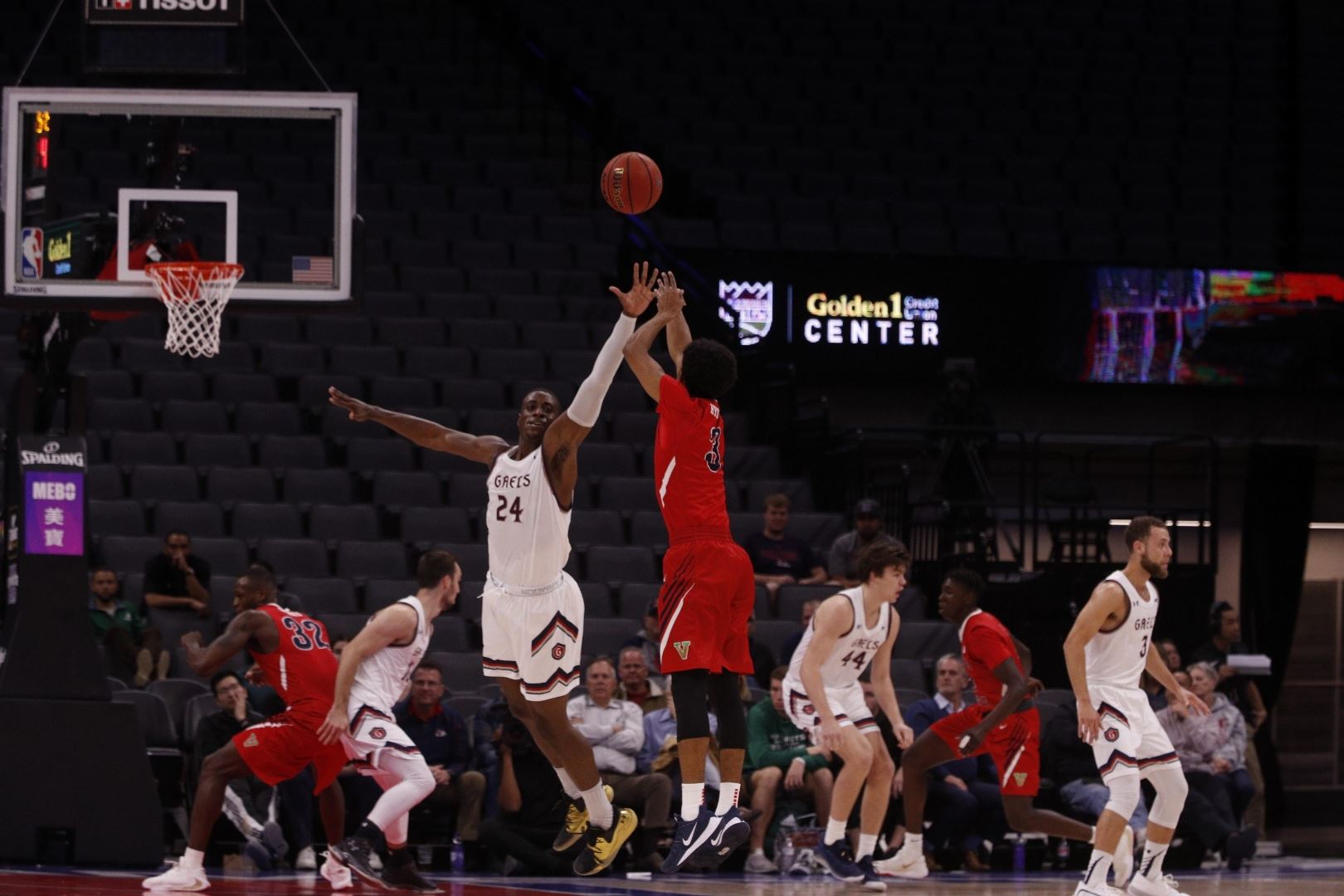 Photo of Fresno State guard Jarred Hyder shooting