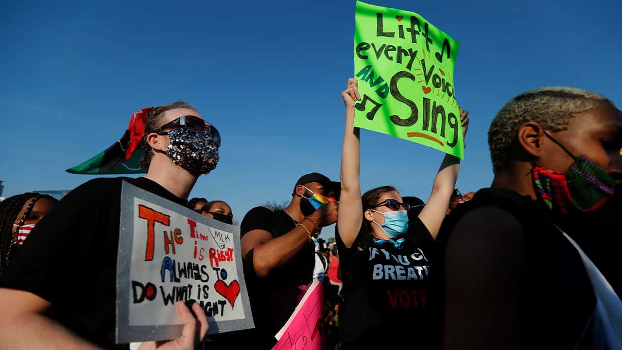 Photo of people attending a rally in Chicago