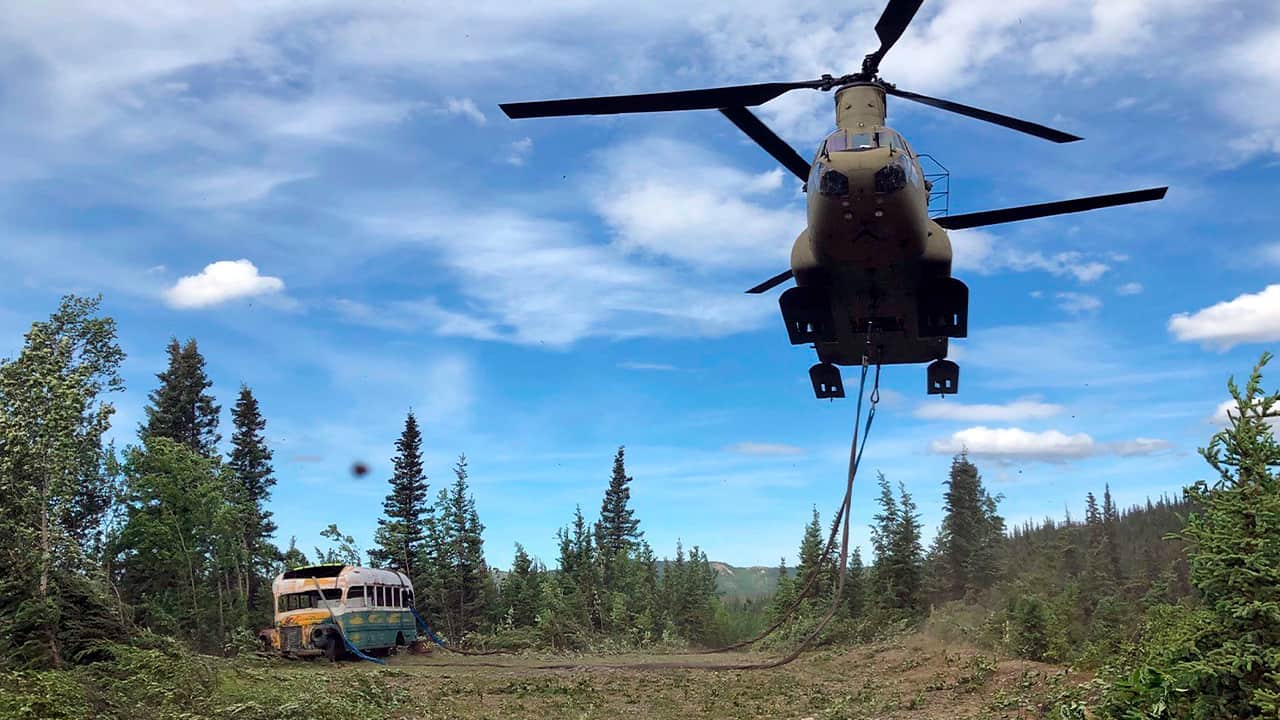 Photo of a CH-47 Chinook helicopter