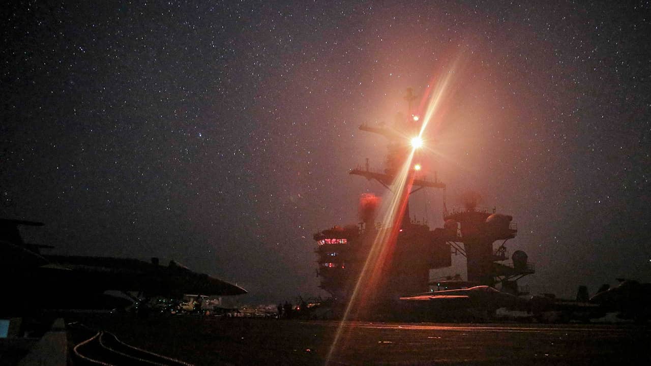 Photo of The Nimitz-class aircraft carrier USS Abraham Lincoln (CVN 72)