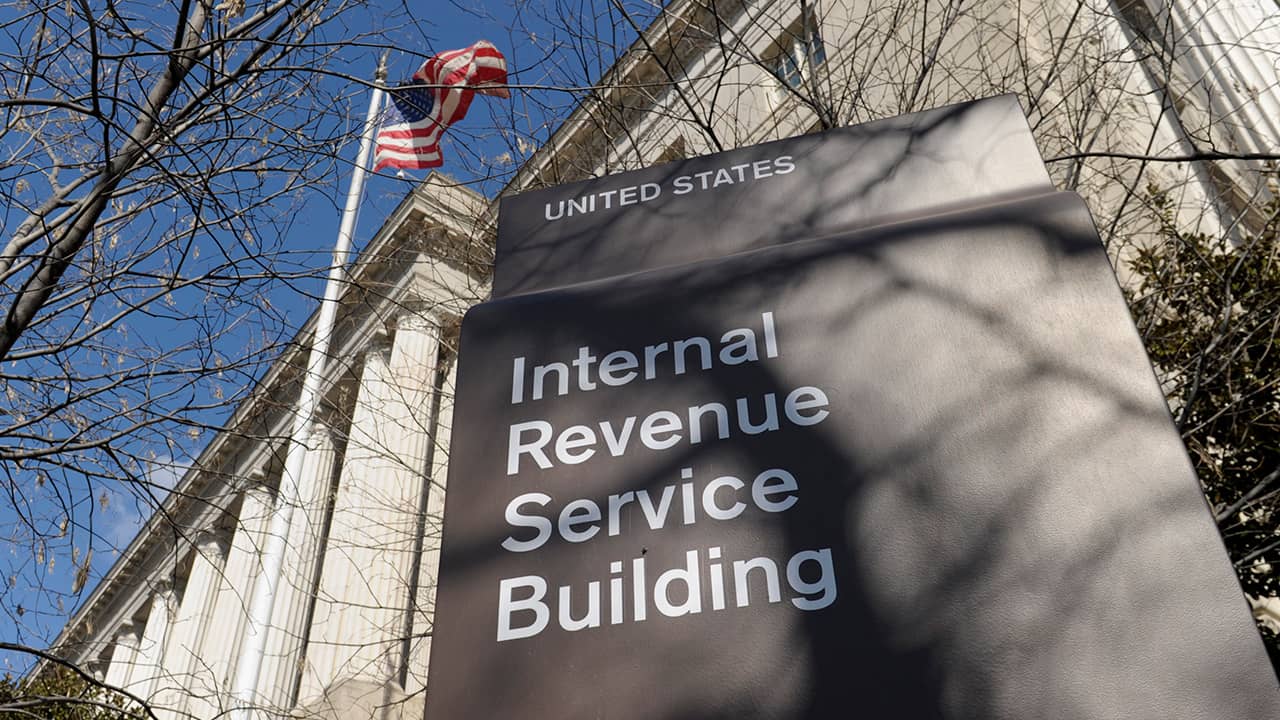Photo of IRS building
