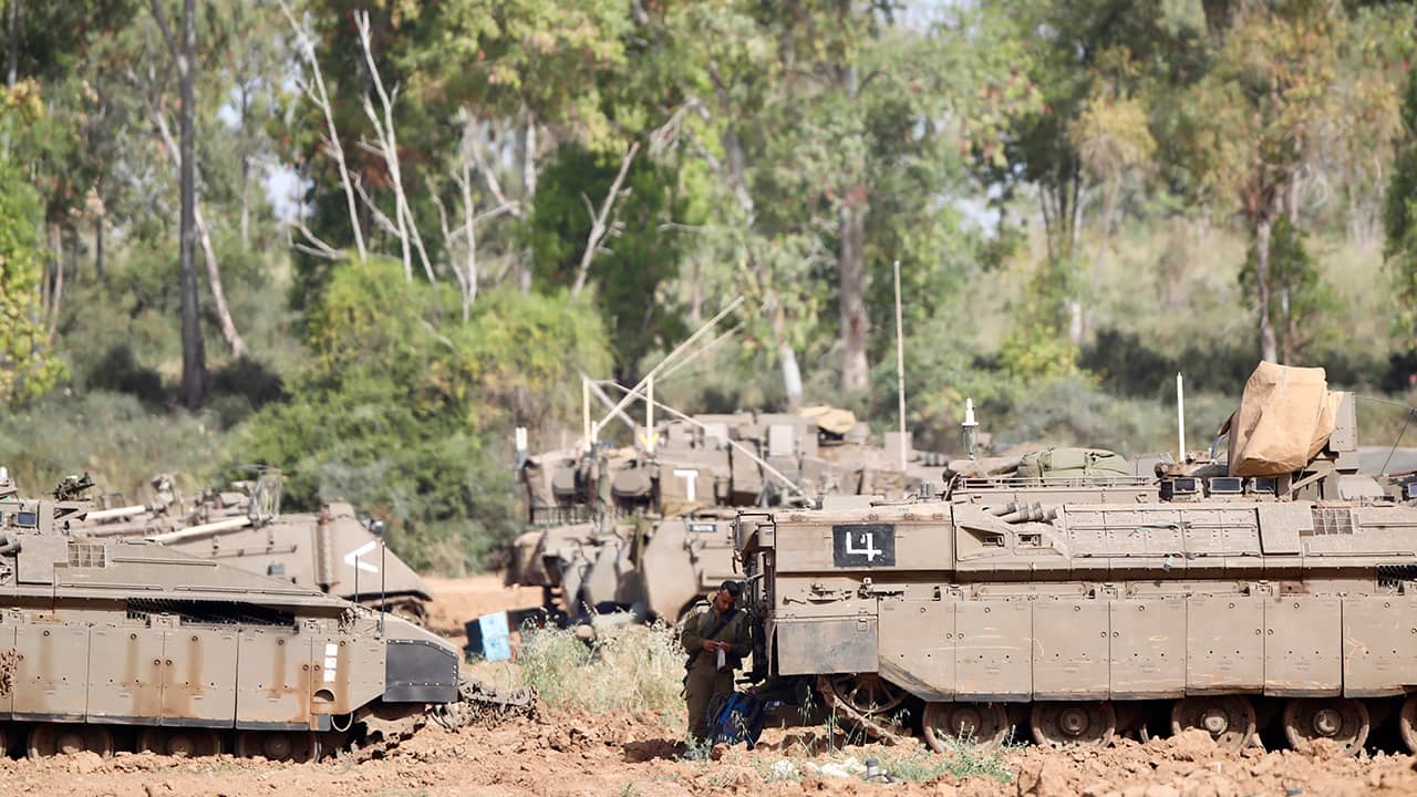 Photo of Israeli soldier standing at a gathering point