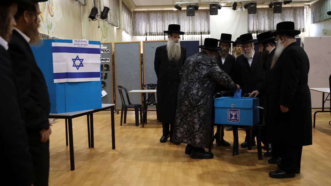 Photo of ultra orthodox Jews voting in Israel