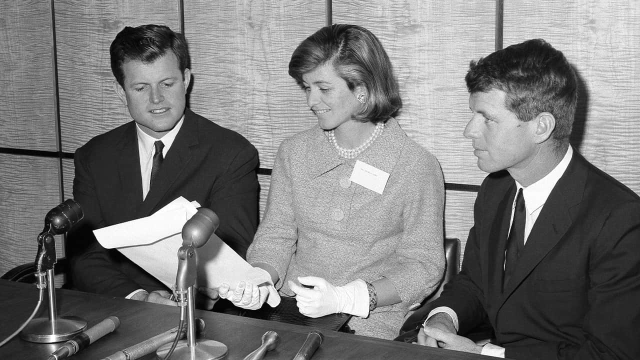 Photo of Sen. Edward Kennedy, left, Jean Kennedy Smith, and Attorney-General Robert Kennedy 