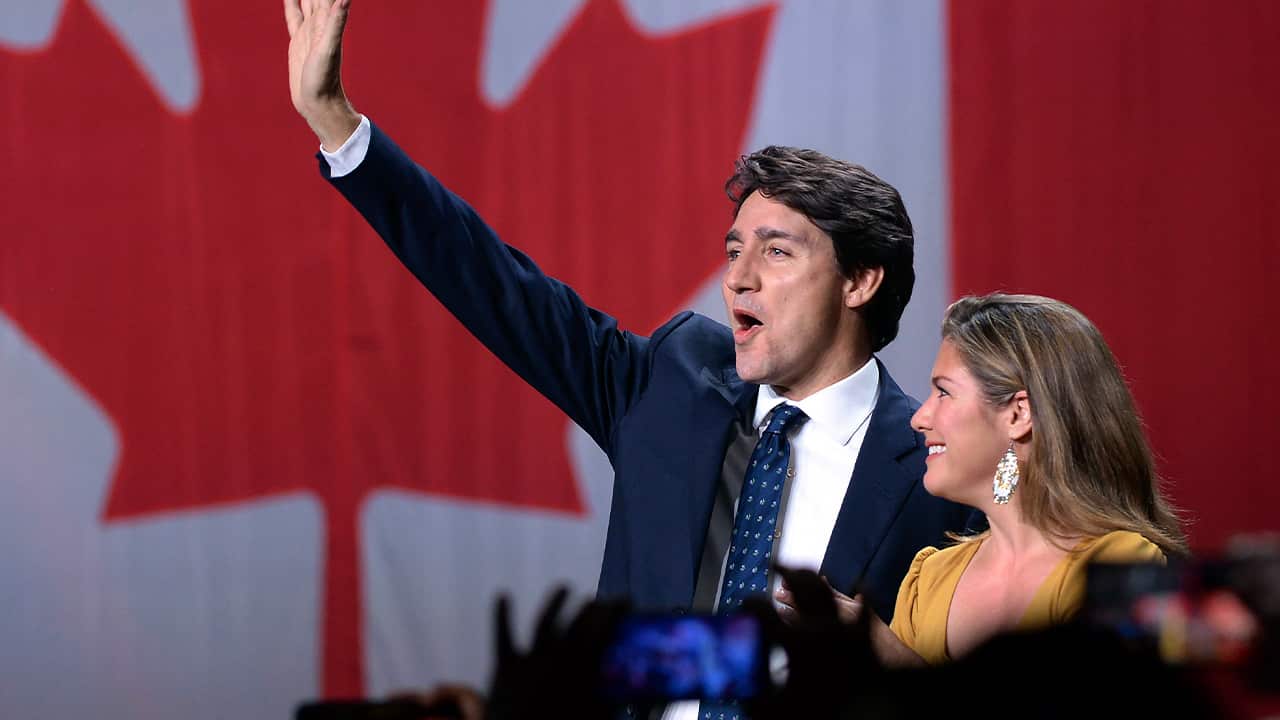 Photo of Justin Trudeau and his wife