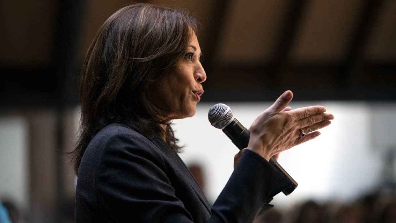 Photo of Sen. Kamala Harris