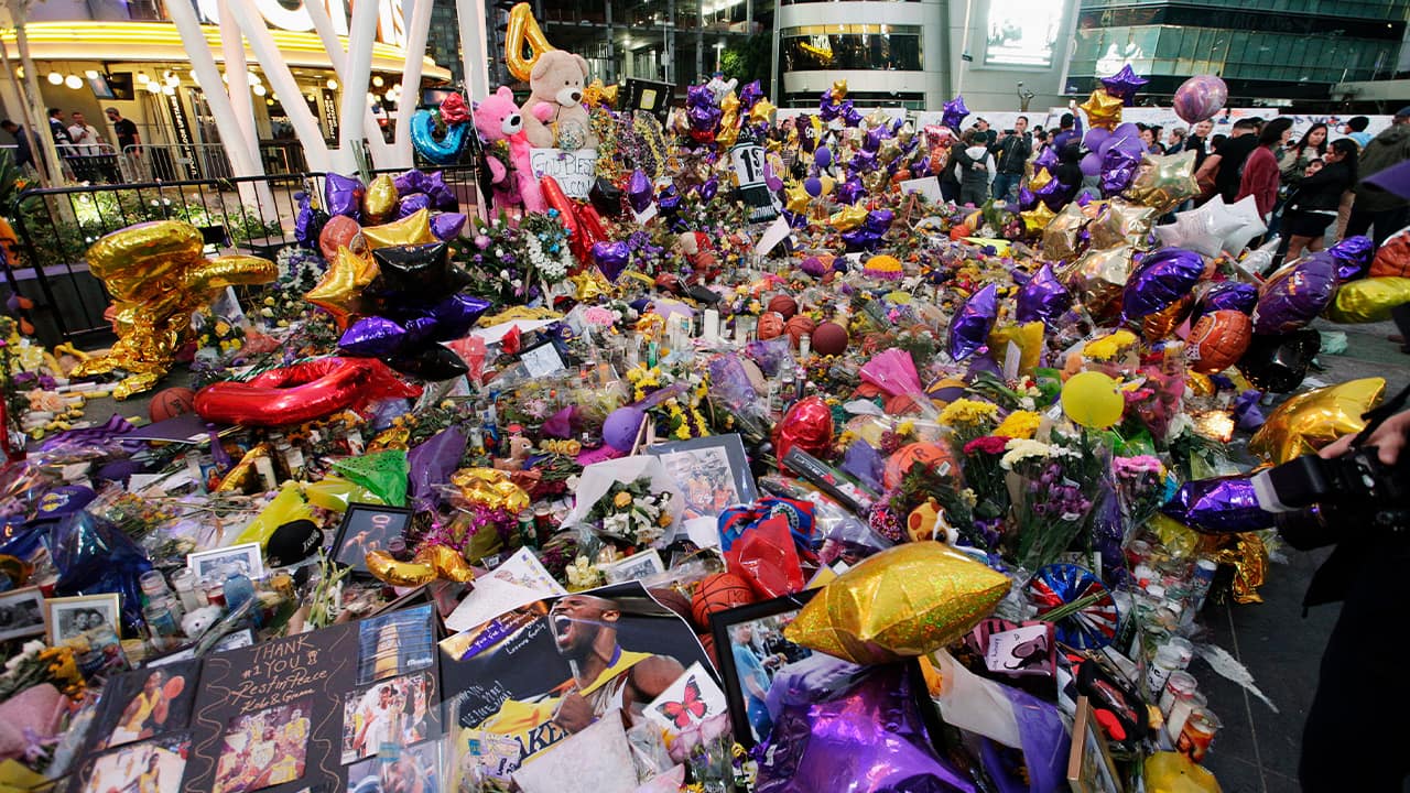 Photo of fans gathering at a memorial for Kobe Bryant