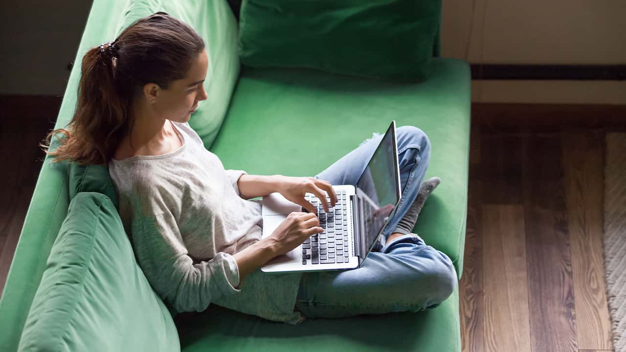 Image of a high school student taking part in distance learning
