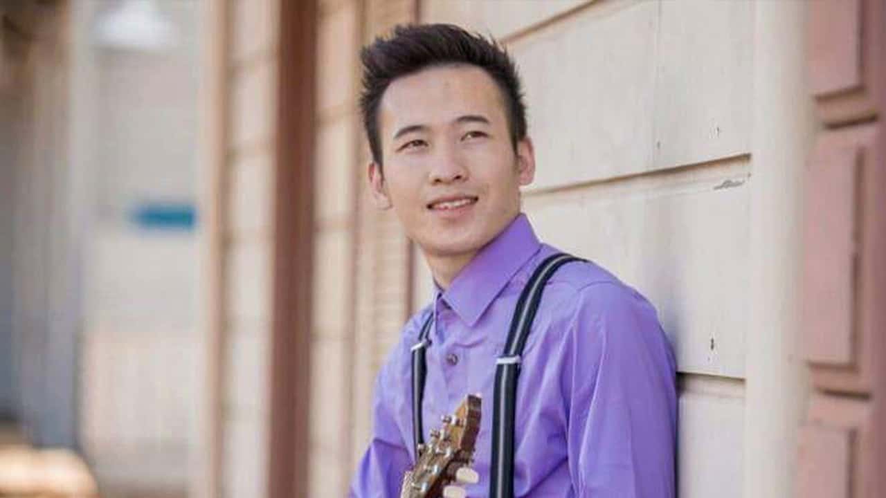 Photo of singer Xy Lee