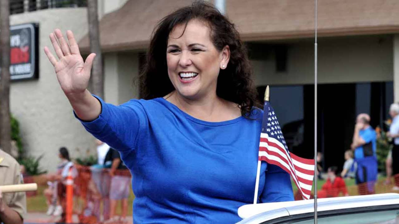 Photo of Lorena Gonzalez