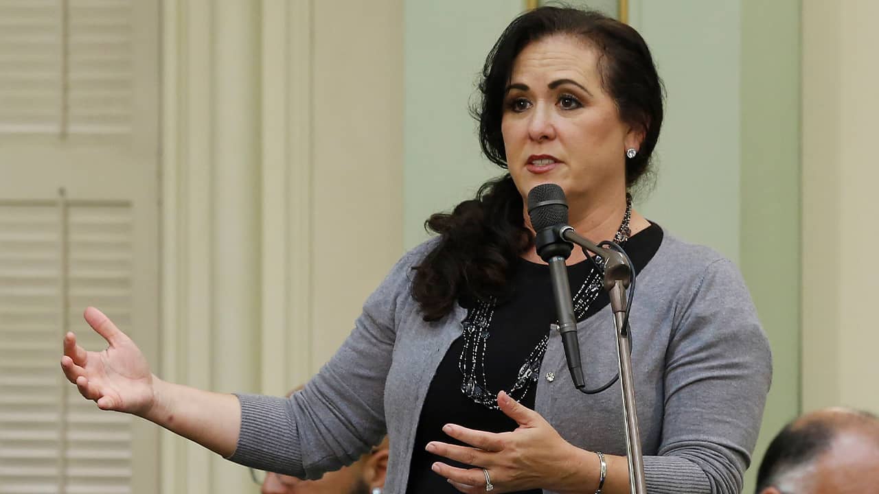 Photo of Lorena Gonzalez