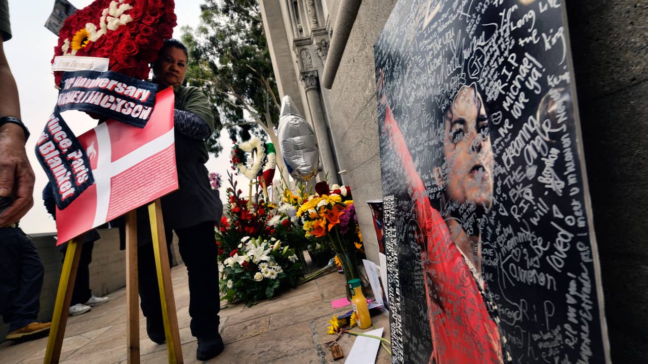 Photo of Michael Jackson memorial