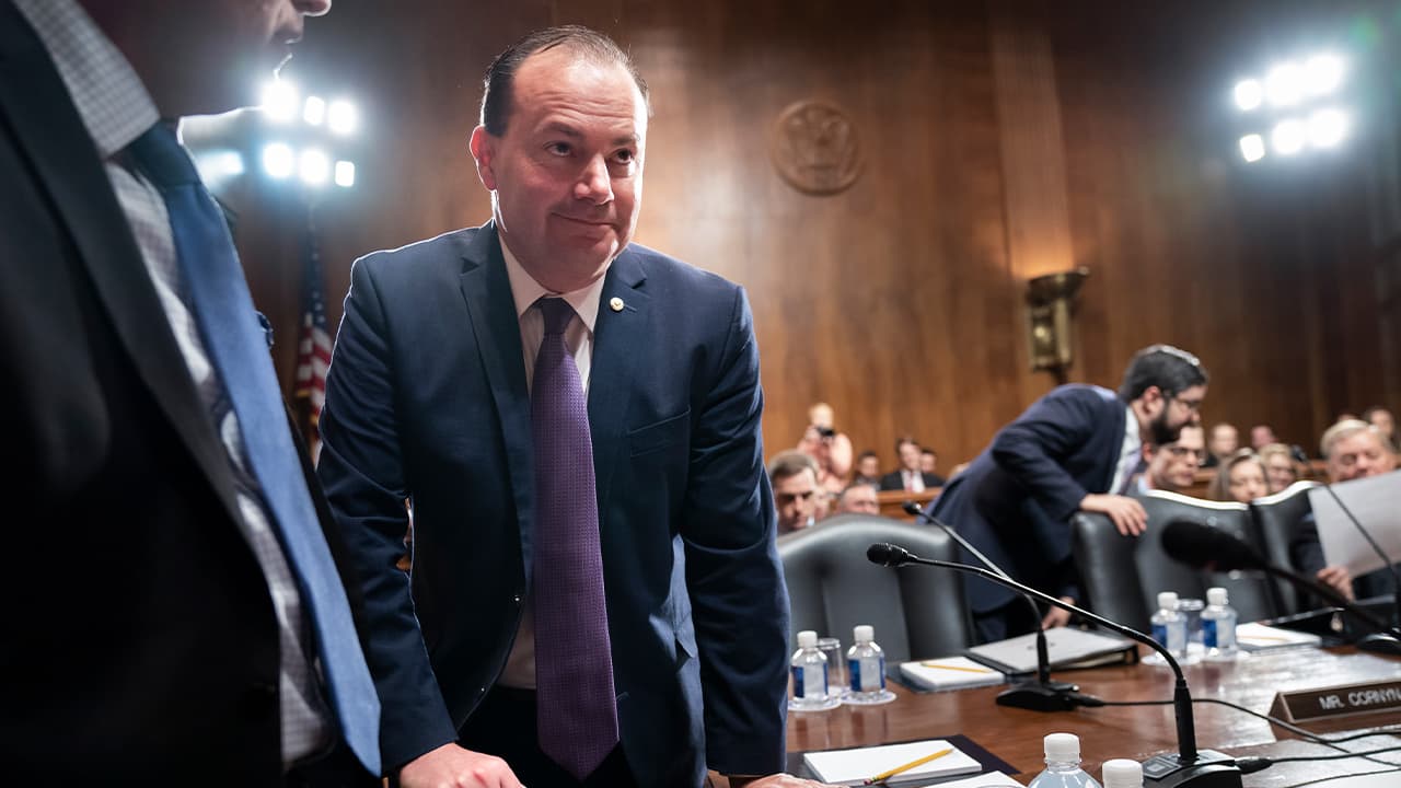 Photo of Sen. Mike Lee